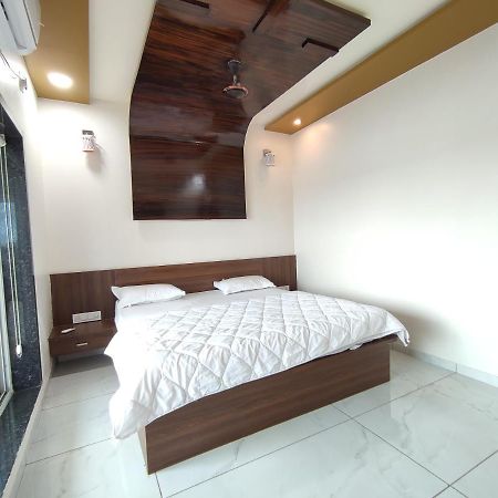 Hotel Sardar Rooms Garudeshwar エクステリア 写真