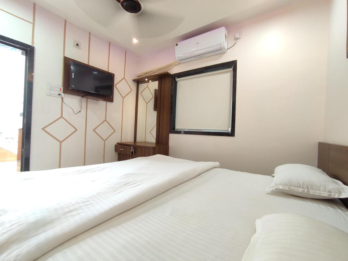Hotel Sardar Rooms Garudeshwar エクステリア 写真
