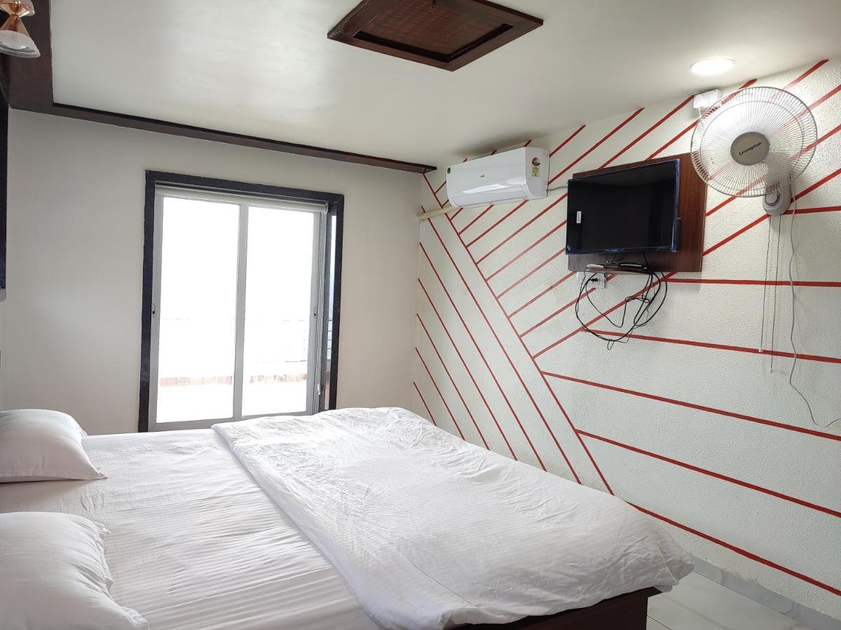 Hotel Sardar Rooms Garudeshwar エクステリア 写真