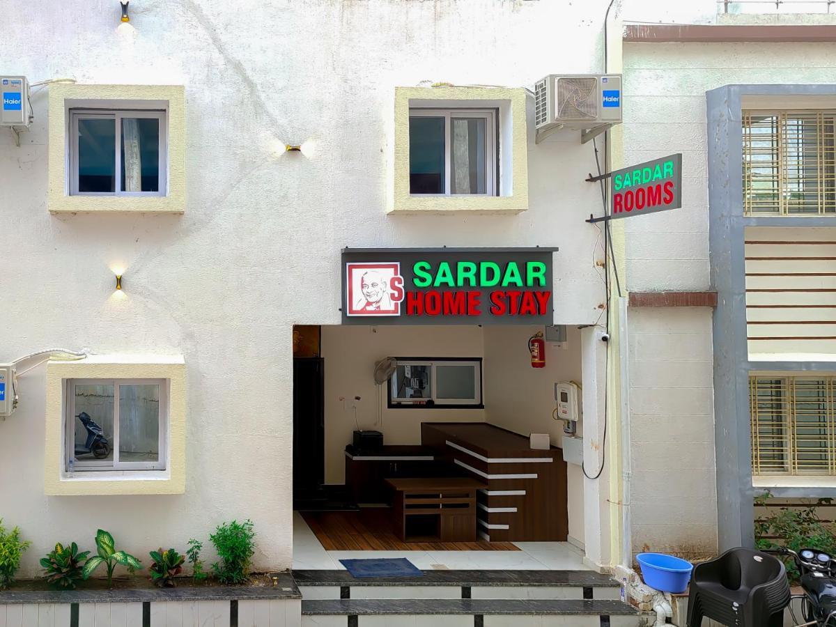 Hotel Sardar Rooms Garudeshwar エクステリア 写真