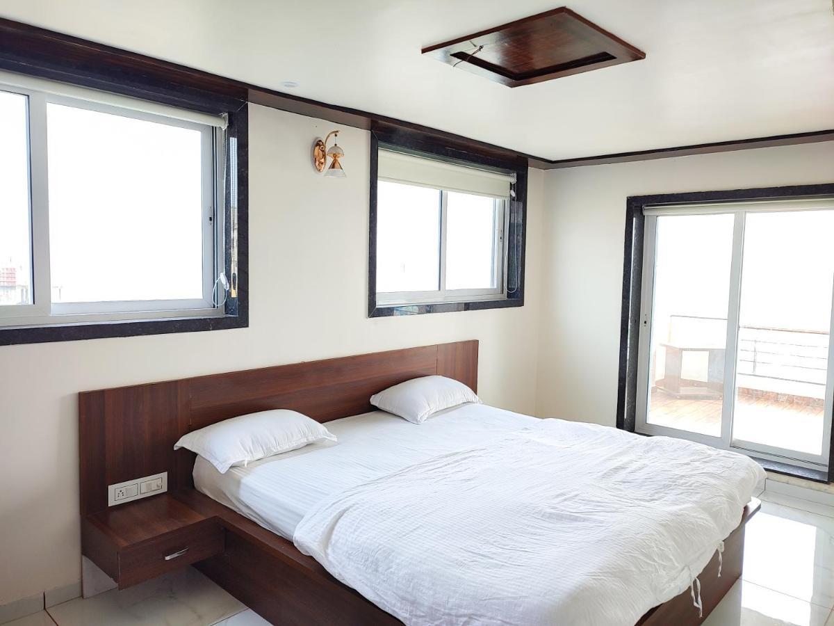 Hotel Sardar Rooms Garudeshwar エクステリア 写真